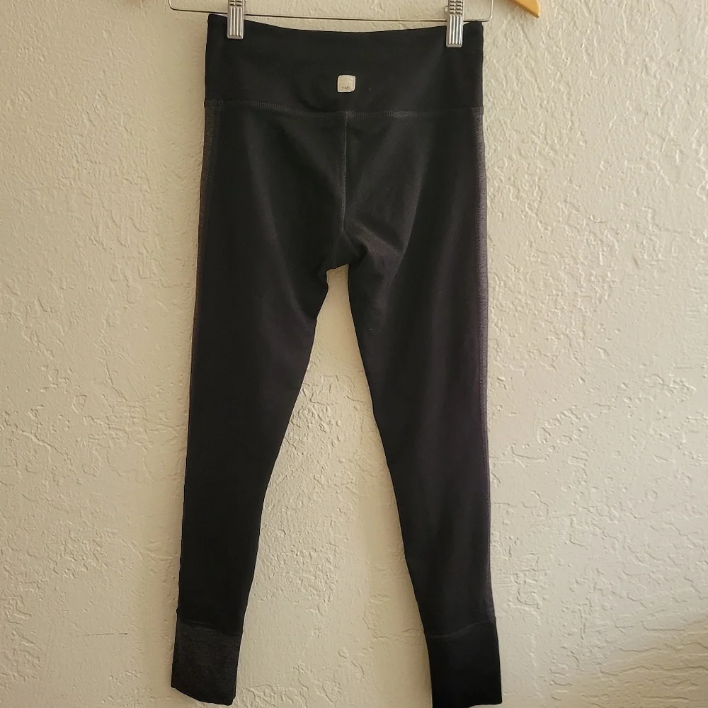 Vuori Asymmetric Block Yoga Leggings Size XS